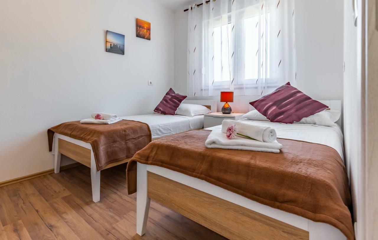 Appartement House emjalemi à Pula Extérieur photo
